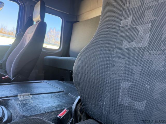 Nákladné vozidlo s výmennou nadstavbou MERCEDES-BENZ 1833 Axor, 7 Sitzplätze, 1. Hand, erst 228 Tkm