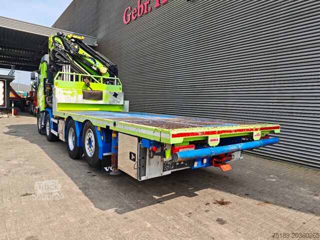 Vrachtwagen met kraan Volvo FH 540 8x2 Effer 685-6S + Jip 6S 12 x Hydr. Winch!