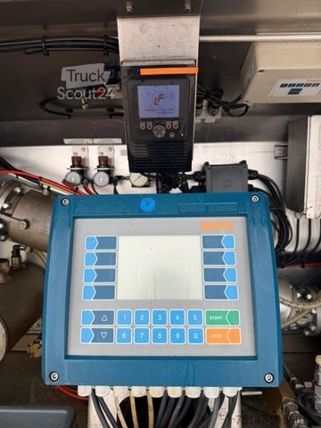 Autocisterna MAN TGS 18.440 4x2 BL Tank L&F 13.250 L UN1202 AHK