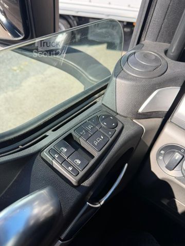 Autocisterna MAN TGS 18.440 4x2 BL Tank L&F 13.250 L UN1202 AHK