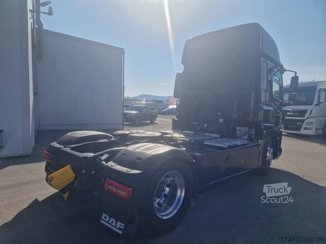 Φορτηγό επικίνδυνων υλικών DAF CF 440 4x2 Space Cab ACC ADR Tankwagenhydraulik