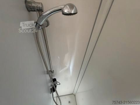 Pferdeanhänger  ANKA  3,5t   Wohn. Dusche