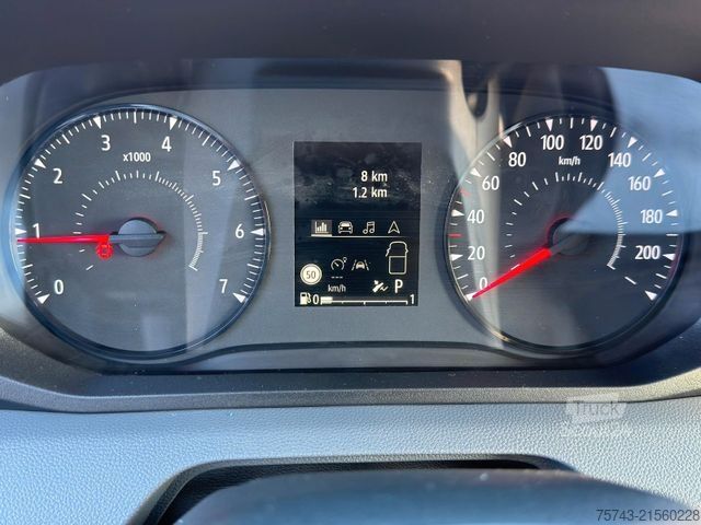 Przyczepa do przewozu bydła RENAULT Master STX  Haras AUTOM. NEW MODEL 2025