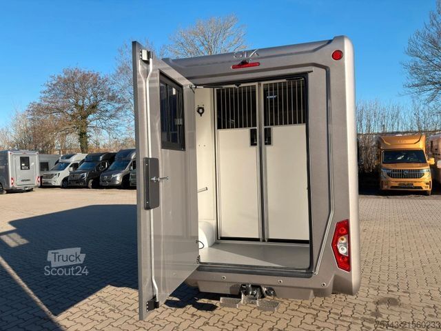 Przyczepa do przewozu bydła RENAULT Master STX  Haras AUTOM. NEW MODEL 2025