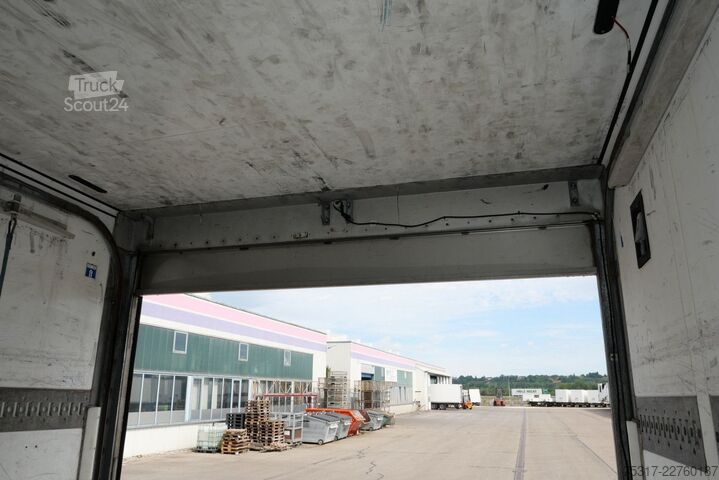 Semirimorchio frigorifero SCHMITZ CARGOBULL SKO 18 /CITY/LBW 2000 kg /CARRIER HE 19/LENKACHS