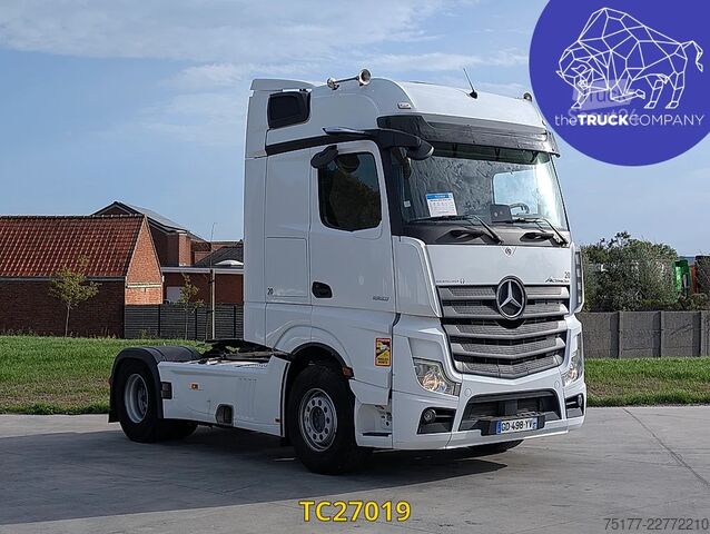 Standart-SZM Mercedes-Benz Actros 1853