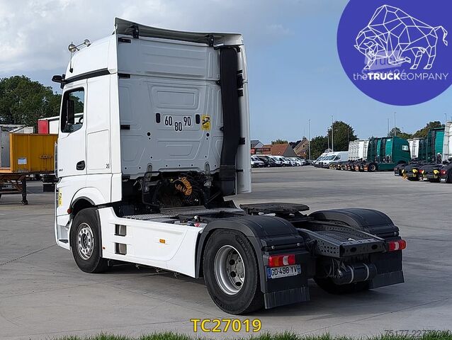 Standart-SZM Mercedes-Benz Actros 1853