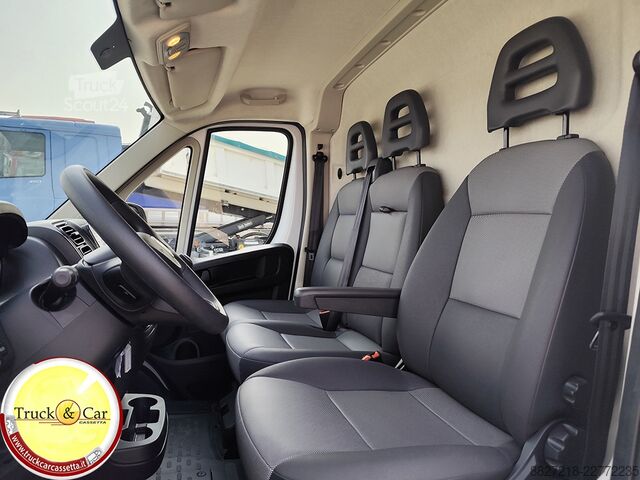 Furgão de painéis FIAT ducato
