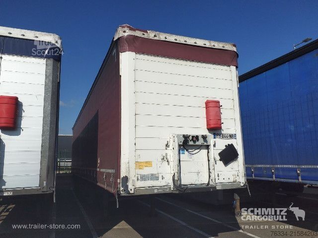 Open semitrailer with tarp Schmitz Cargobull Semitrailer Curtainsider Standard Hayon