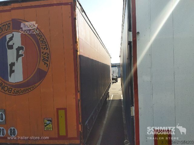 Open semitrailer with tarp Schmitz Cargobull Semitrailer Curtainsider Standard Hayon