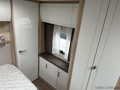 Karavan Hobby De Luxe 495 WFB