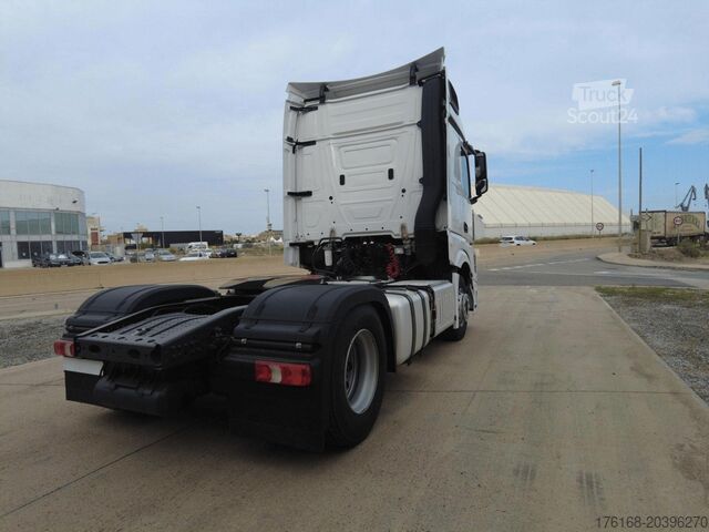 štandardná traktorová jednotka MERCEDES-BENZ Actros 5 1845 BigSpace