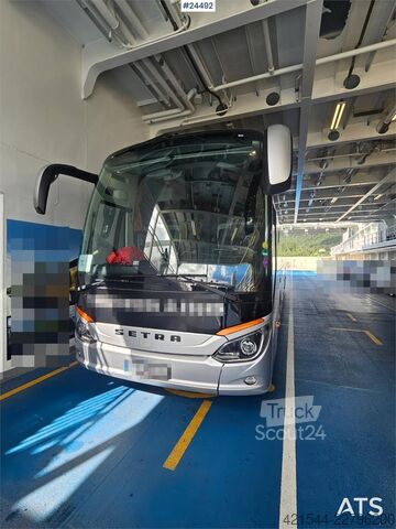 Setra S516HD-linja-auto – 49 + 1 + 1 istuinta – 313 000 km Setra S516HD Coach – 49 + 1 + 1 seats – 313,000 km