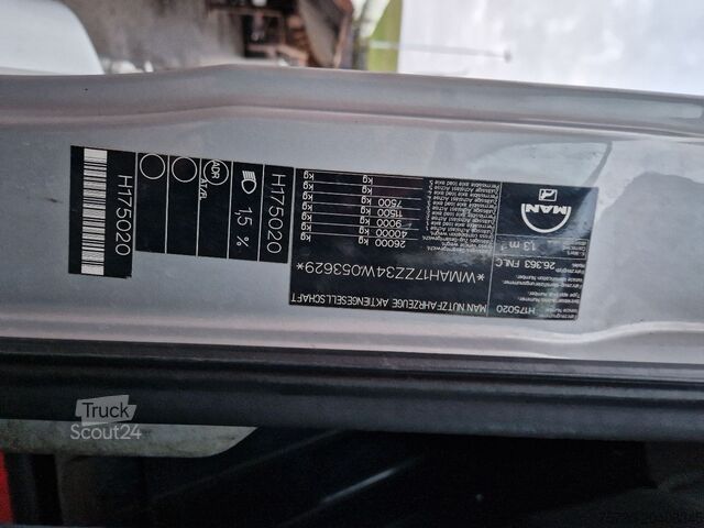 Saugfahrzeug MAN TGA 26.360 6X2