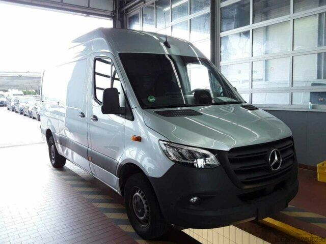 Furgons Mercedes-Benz Sprinter 317 CDI,L2H2,Automatik,Kamera,LED