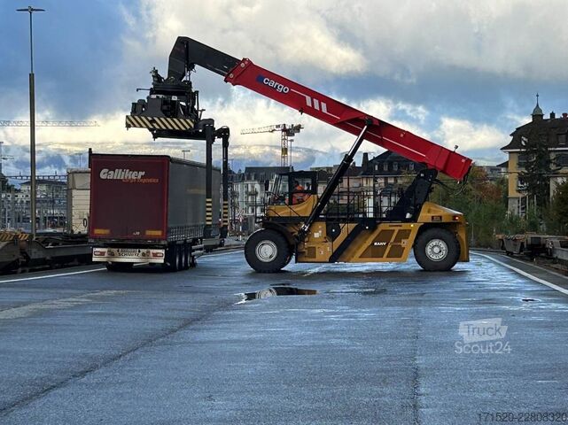 Reach stacker Sany SRSC45G5-P - PIGGYBACK SPREADER