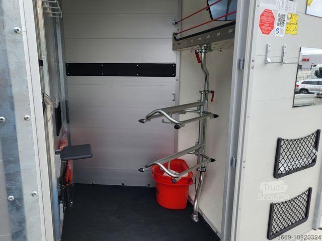 Ρυμουλκούμενο μεταφοράς αλόγων BÖCKMANN Portax L SR