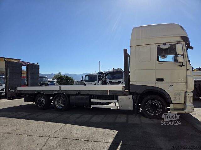 плосък камион DAF XF 440