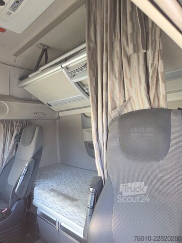 плосък камион DAF XF 440
