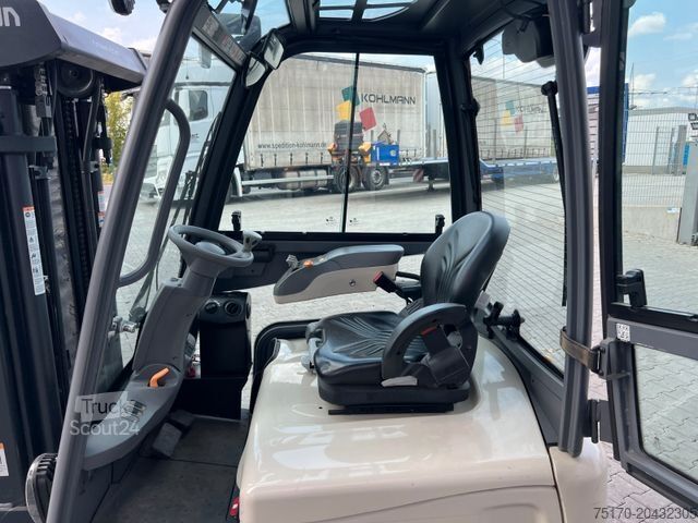 Front loader forklift CROWN SCT6020-1.3 / Triplex 4,3m / 1.227h / 2017