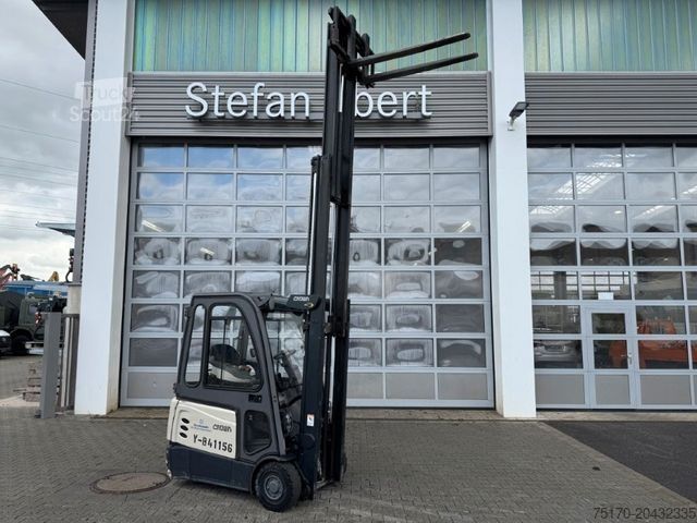 Front loader forklift CROWN SCT6020-1.3 / Triplex 4,3m / Batterie 06/2020