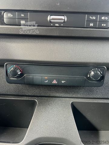 Panelvan MERCEDES-BENZ Sprinter 317 LANG 9G-TRONIC TOTWINKEL 360°KAMERA