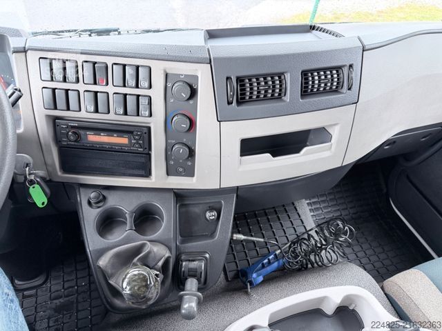 Box truck VOLVO FL250 Euro 6 Koffer +LBW Bj-2014