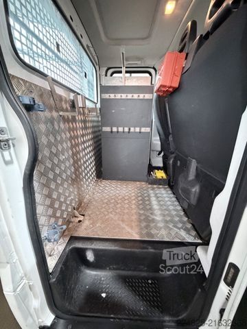 Pick-up van IVECO Daily 35S13 Doka Pritsche *Klima* Bj2015