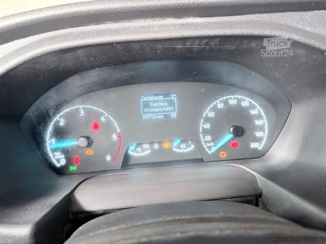 Magas tetős furgon FORD Transit Trend Doka Kastenwagen Bj2020