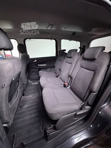 Kleinbus FORD Galaxy Titanium 7-Sitzer