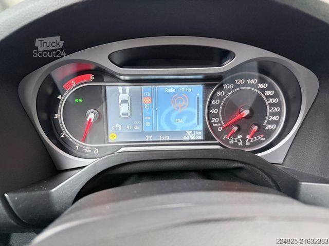 Kleinbus FORD Galaxy Titanium 7-Sitzer