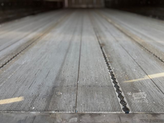 Remorque à caisse Wüllhorst Trockenfracht / Durchlade / LBW