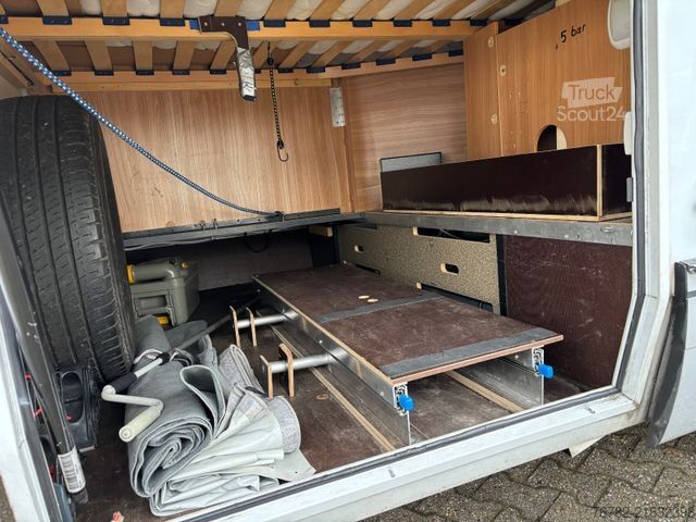 Integrated camper NIESMANN+BISCHOFF Arto 69 3,0d STANDKLIMA*ALKO-AMC*AHK-2t*TÜV neu