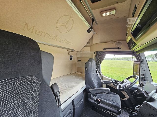 Standaard trekker MERCEDES-BENZ ACTROS 1853 LS GIGA,durabright
