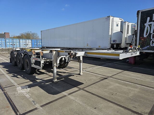 Transport de conteneurs KÄSSBOHRER CS 20 FT TANK BPW ALCOA'S 3250KG