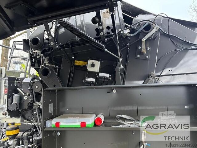 Balenpers (landbouw) Claas VARIANT 580 RC TREND