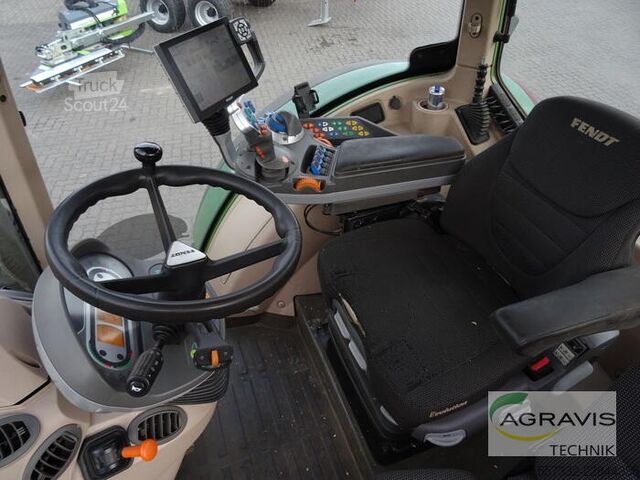 Traktorius Fendt 720 VARIO S4
