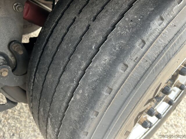 Bavul Schmitz Cargobull SCB S3B / Box Trailer / 2x Liftaxle / APK TUV 0...