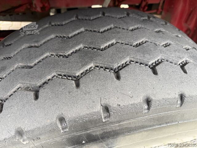 Grue montée sur camion Scania R580 8X4 Kipper Kran HIAB 244-5