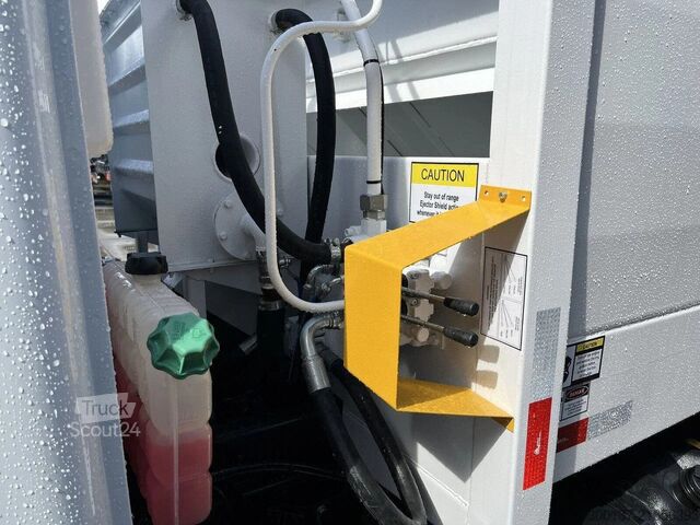 Abfallsammelfahrzeug Mercedes-Benz Accelo 815 4x2 Garbage Compactor