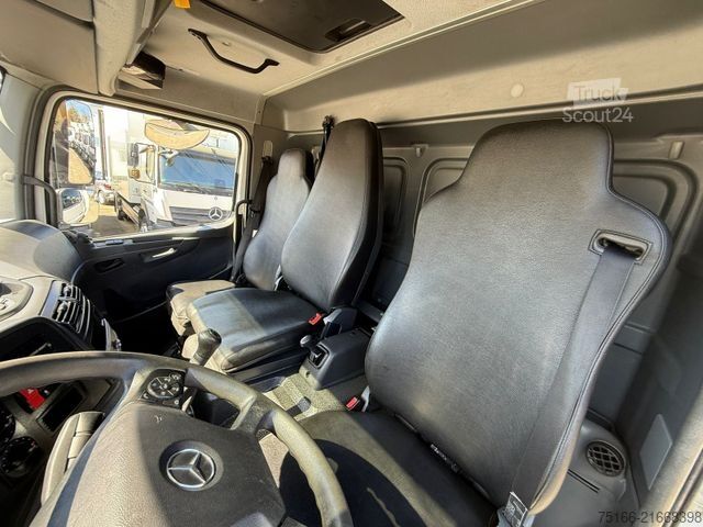 Transportador con plataforma y toldo MERCEDES-BENZ ATEGO 818 L Pritsche/Plane 4,80 m*KLIMA*Luft HA