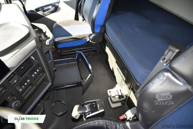 Trattore stradale standard VOLVO FH 460 Globetrotter XL Varios i-Save