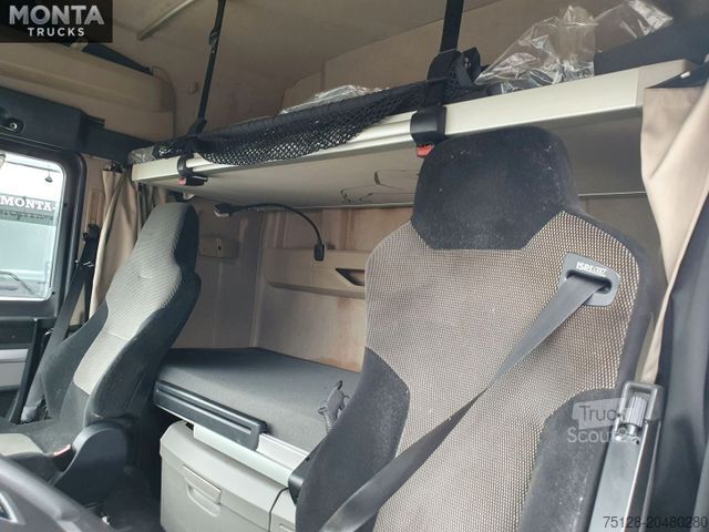 Standard tractor unit MAN TGX 18.500, Euro6c, Standklima,1.Hand, 2xStück