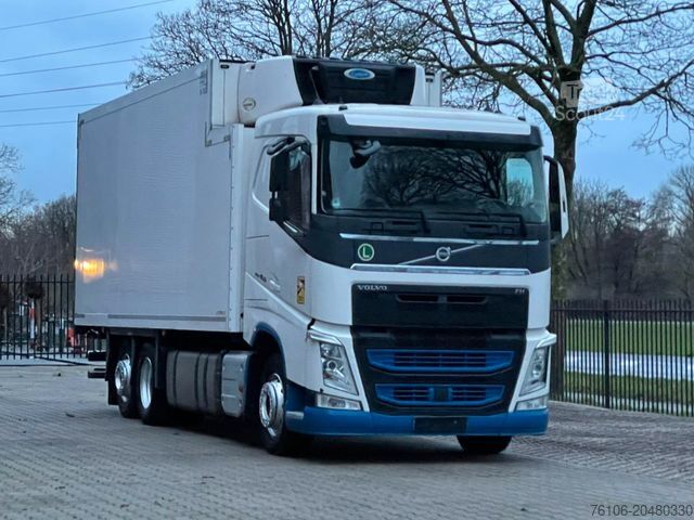 Refrigerated truck VOLVO FH 460 Tiefkühlkoffer*2 Stück *