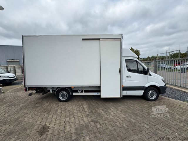 Vrachtwagen met bakwagen MERCEDES-BENZ Sprinter 316 CDI Koffer mit Ladebordwand