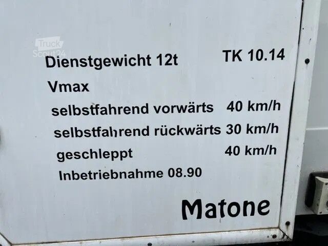 Máquina de construcción de carreteras Unimog U 1650 L (Railroad cleaning)