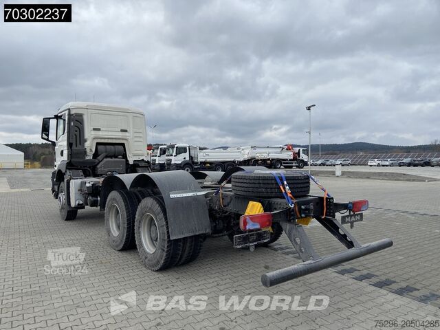 Podwozie z kabiną MAN TGS 33.400 6X4 NEW 6x4 chassis Big-Axle Manual ...