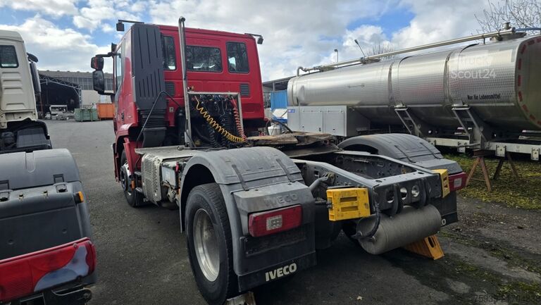Standard tractor unit Iveco Magirus 400 4x2  Turbo ist defekt