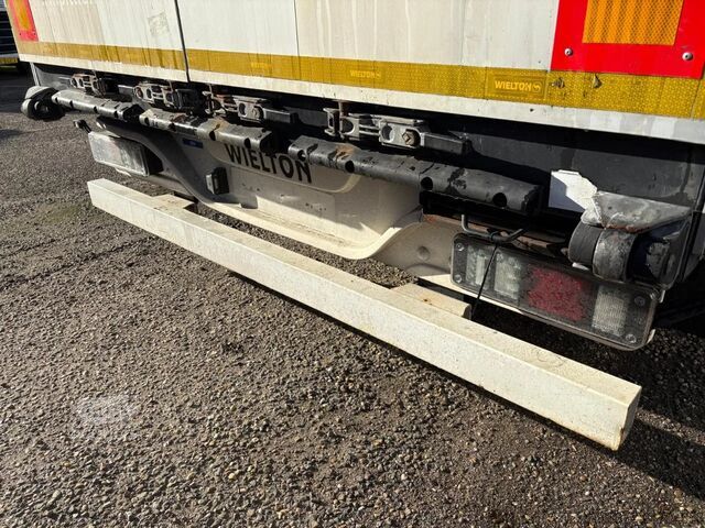 Lonas correderas Wielton Mega volume 100 m3, Edscha curtainside SAF-Disc...