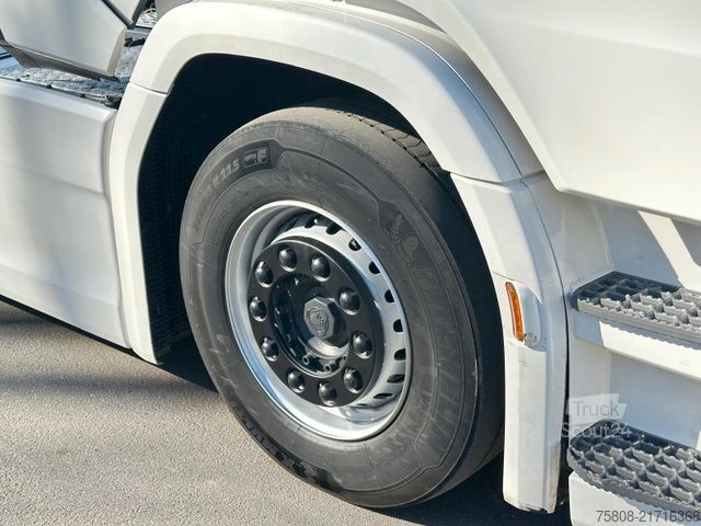 Standardní tahač SCANIA Scania S450 Euro 6d 1200L ACC Scania Historie